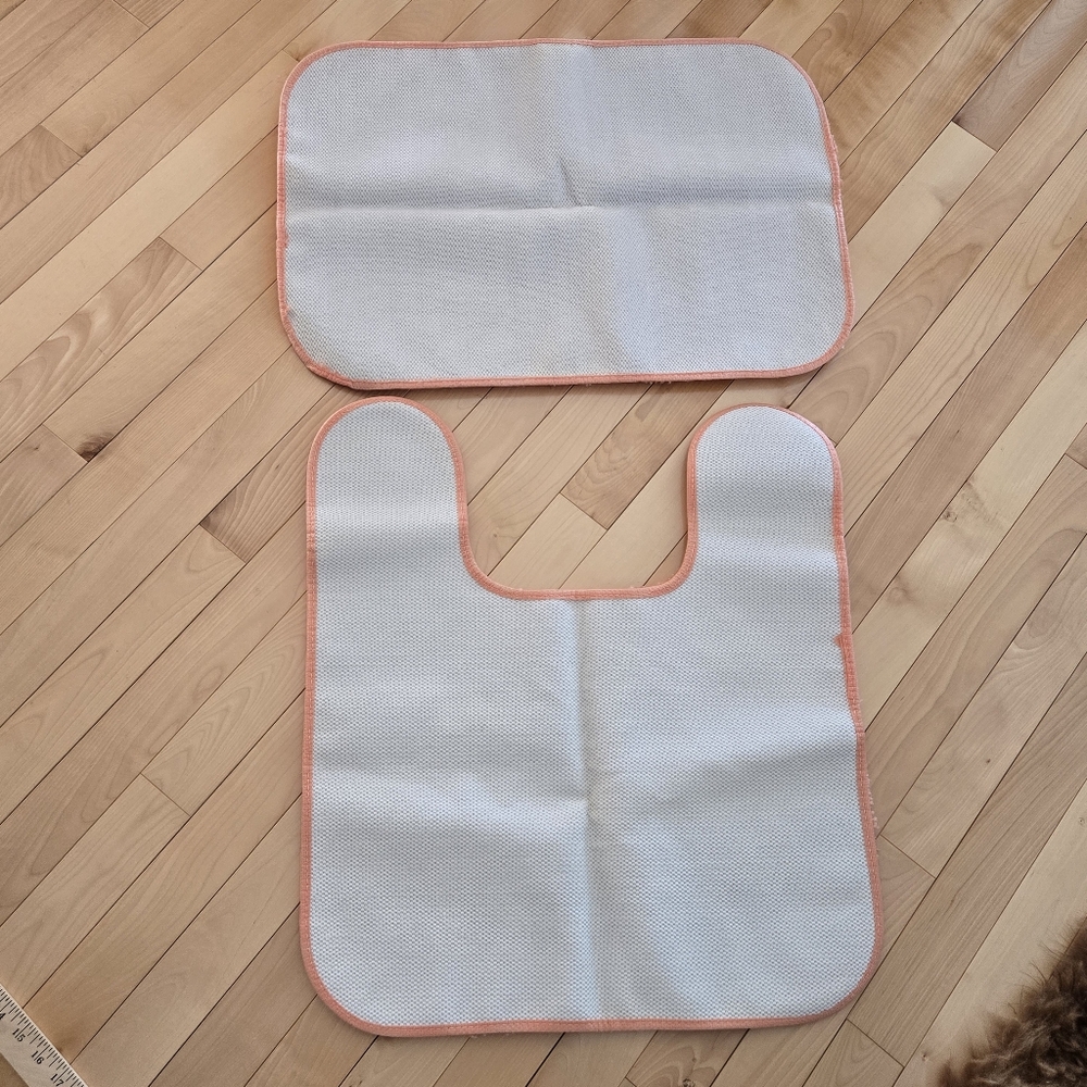 2‑Piece Bathroom Rug Set – Light Coral – New Without Tags - Picture 6 of 6